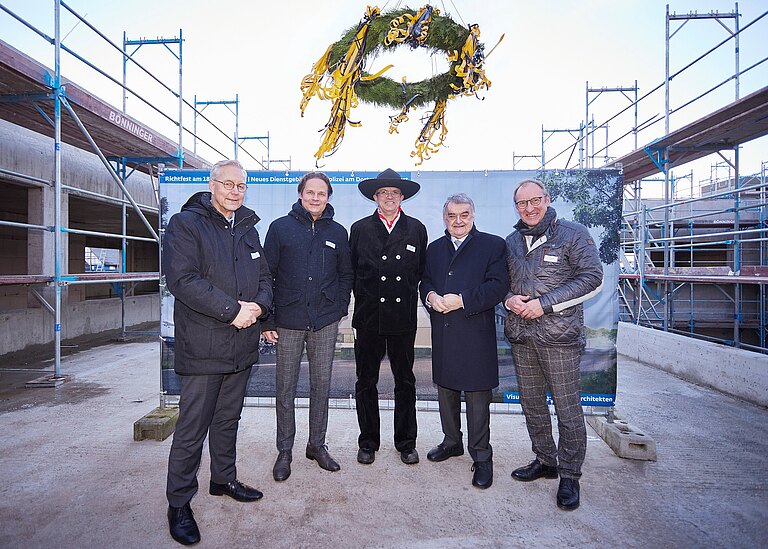 Richtfest_für_das_neue_Polizeigebäude_am_Dortmund_Airport___Hans_Juergen_Landes.jpg  